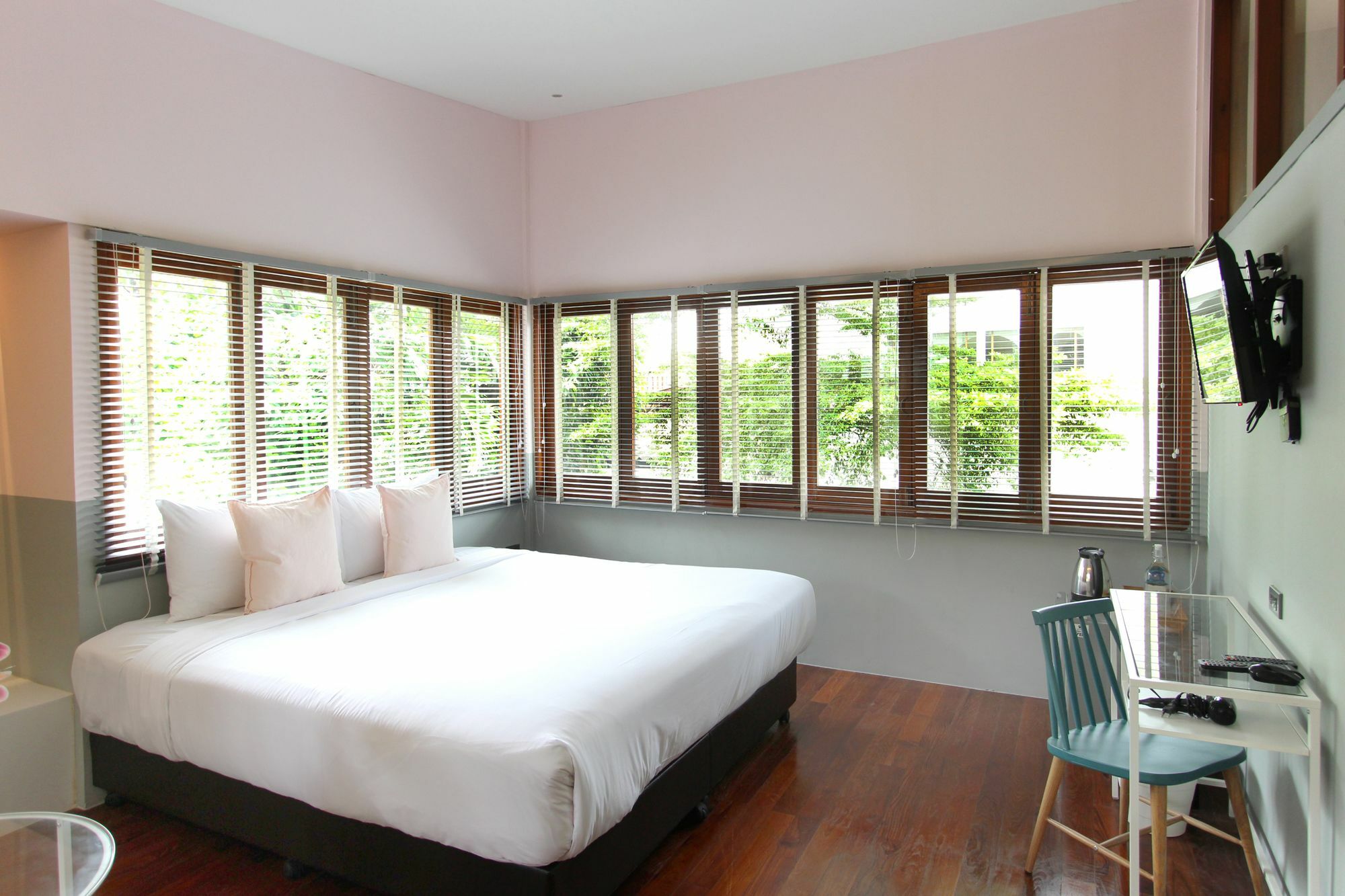 Airtel Hideaway Ari Hotel Bangkok Exterior photo